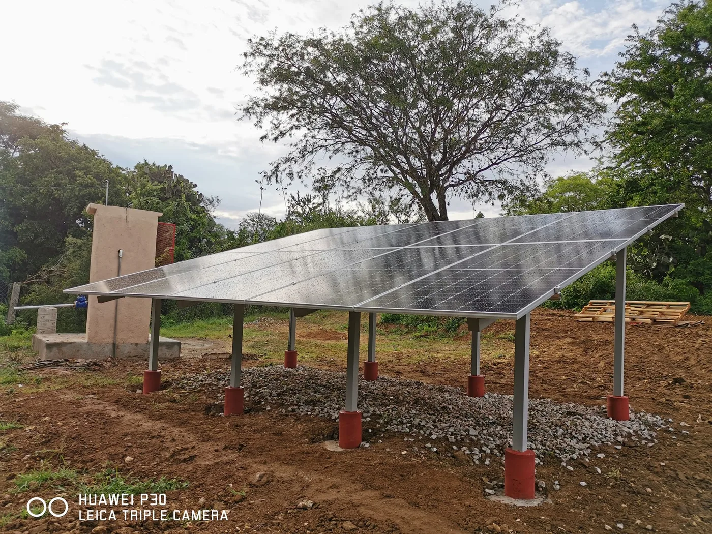 Instalación de sistema de paneles solares interconectados a CFE en Oaxaca por SUNDRAX